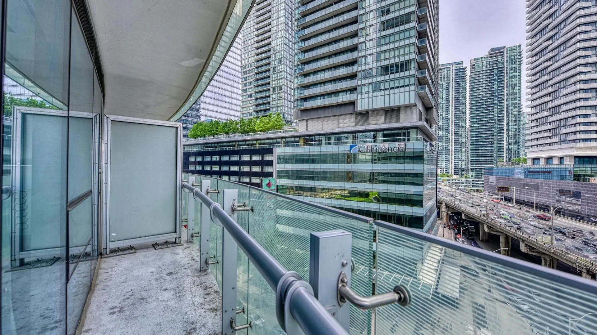 Downtown Suites Toronto 0*,  Canada