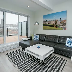 Penthouse On Charest - With Parking And Gym Ville de Québec